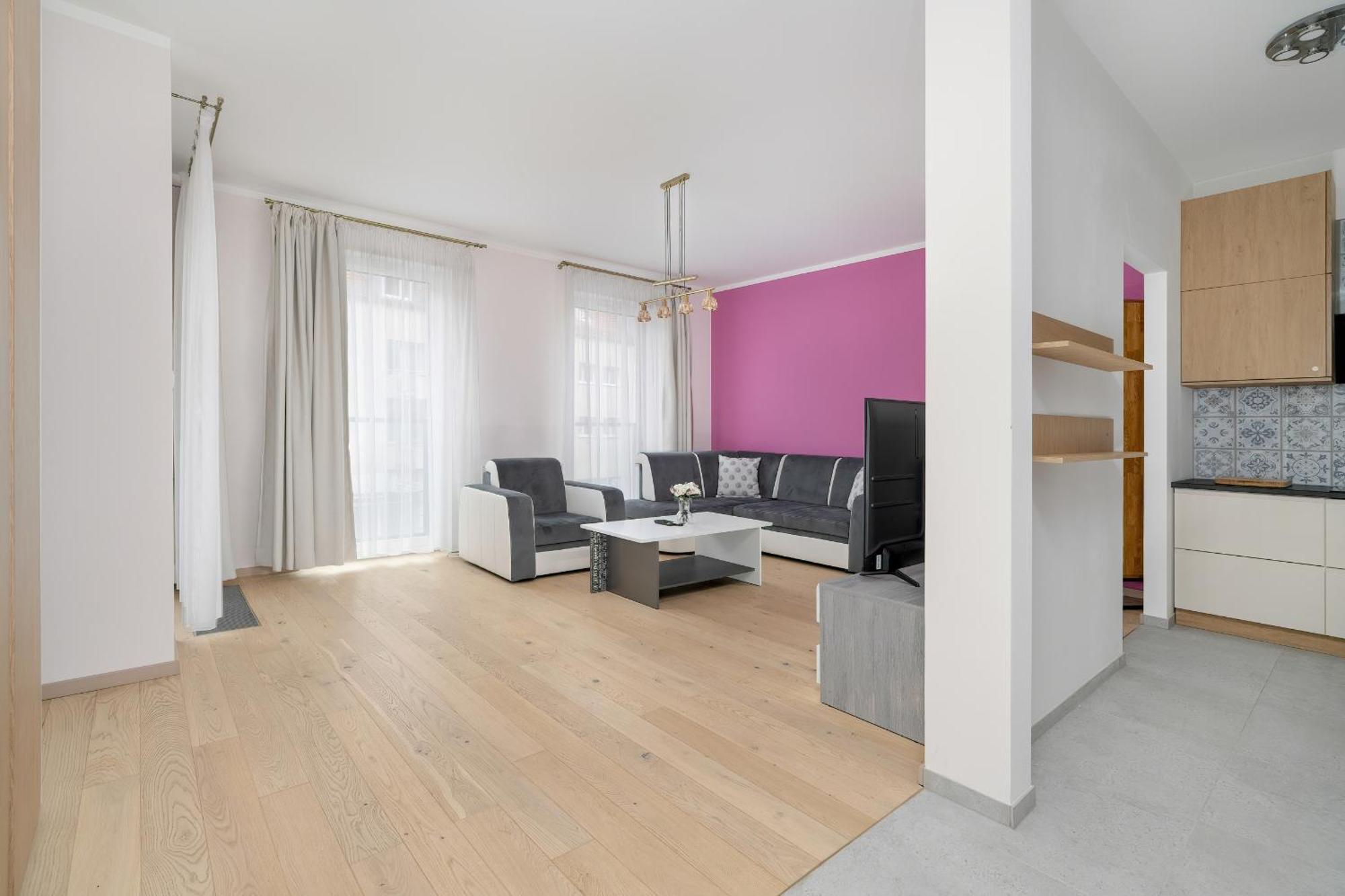 Apartment With Balcony And Free Parking In Poznan By Noclegi Renters المظهر الخارجي الصورة